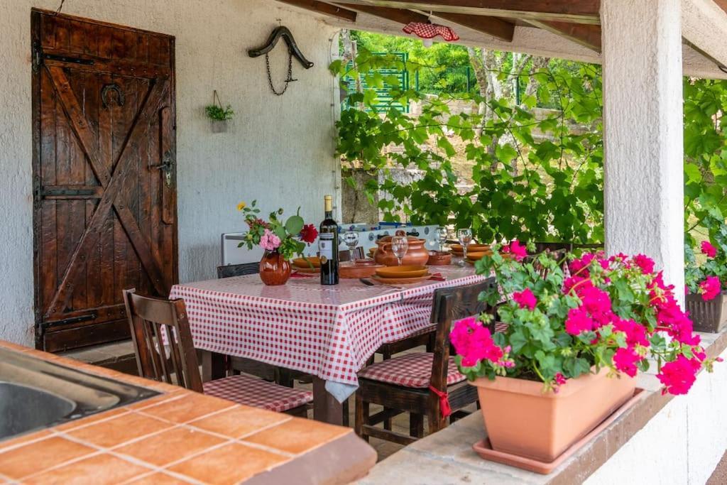 Piccola Casa - A Little Paradise Krsan Exterior photo