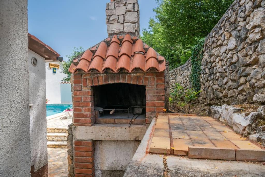 Piccola Casa - A Little Paradise Krsan Exterior photo